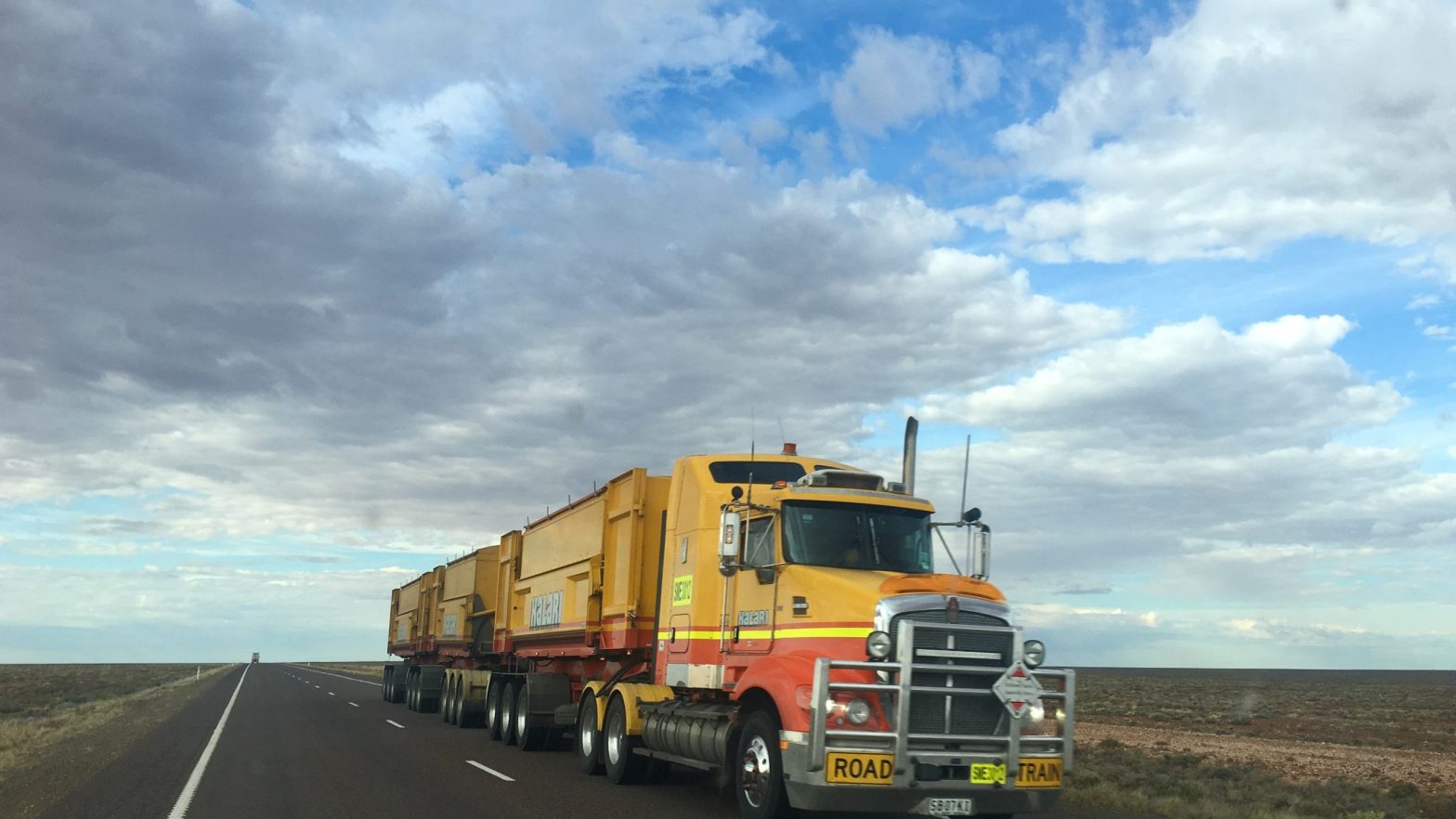 Truck Accident Compensation: What to Expect in Claims and Lawsuits